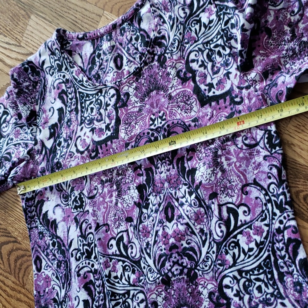 (S) ALIA Paisley Classic Fit T-Shirt Colorful Zen Modest Casual Weekend - Picture 6 of 7